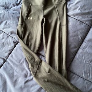 UA leggings